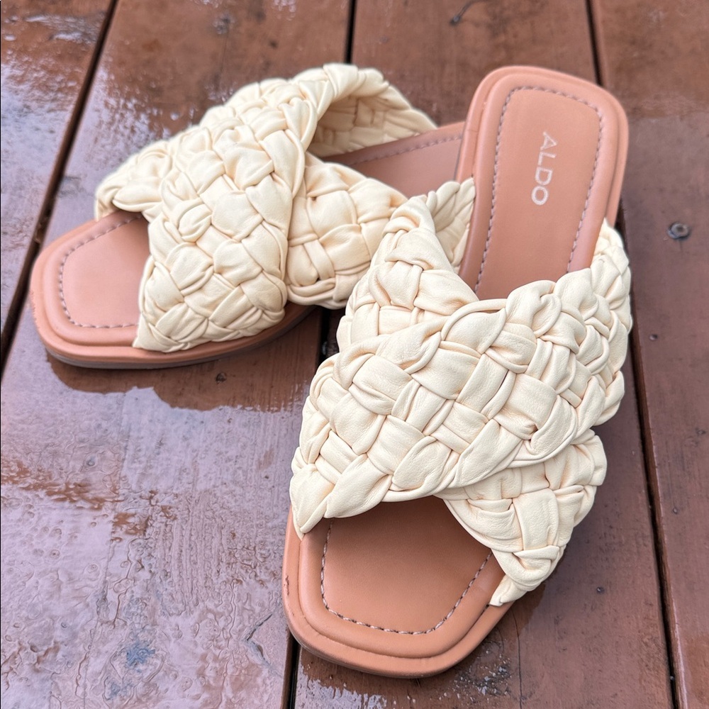 ALDO Wiciewan Braided Padded Slide Sandals Mules Creamy Butter Yellow Size 10